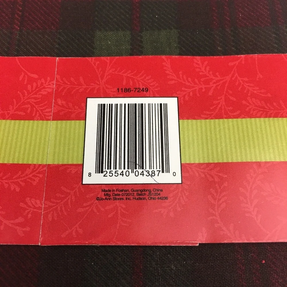 16 Plaid Red Green Holiday Xmas‎ Fabric Napkins